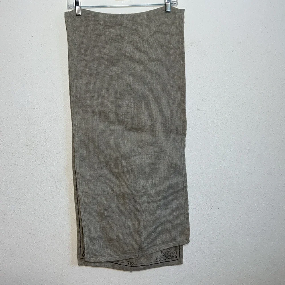 NOW Designs Grey Burlap Table Runner Size 15X66